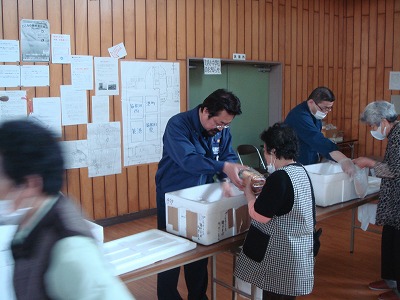 5月12日　亘理中学校炊き出し